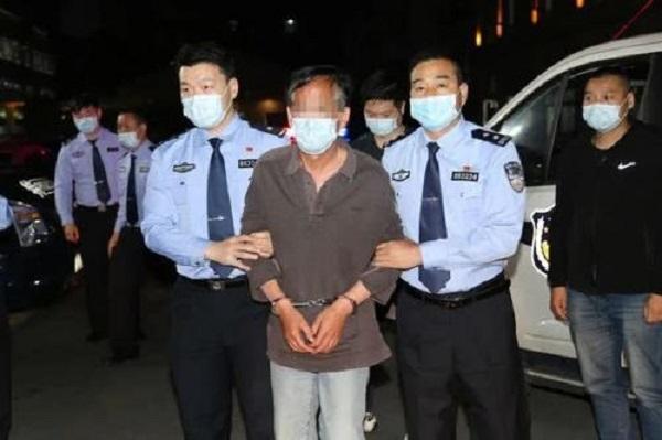 抢银行杀人潜逃25年罪犯被执行死刑，正义终将到来