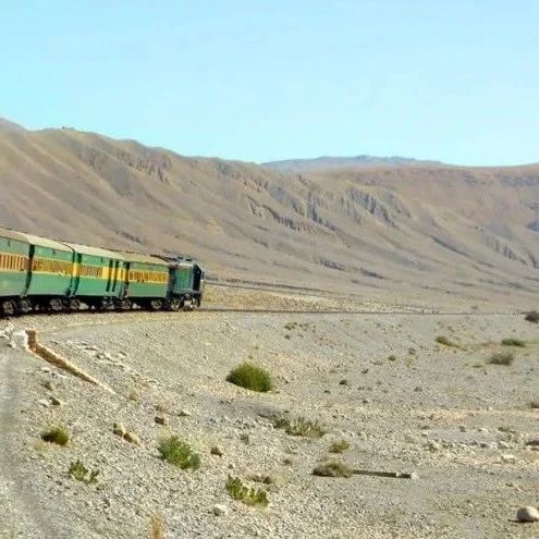 惊心动魄！巴基斯坦火车遭劫持，超450人被迫成为人质，背后真相令人震惊！